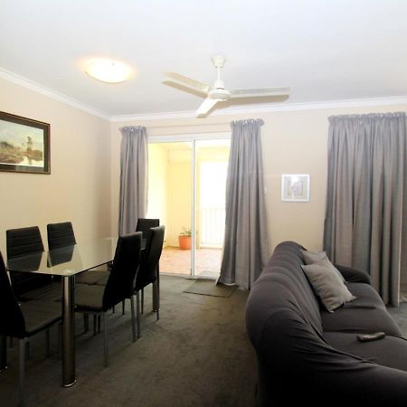 Lakeside Apartments And River Resort Villas South Yunderup Exterior foto