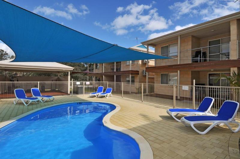 Lakeside Apartments And River Resort Villas South Yunderup Exterior foto